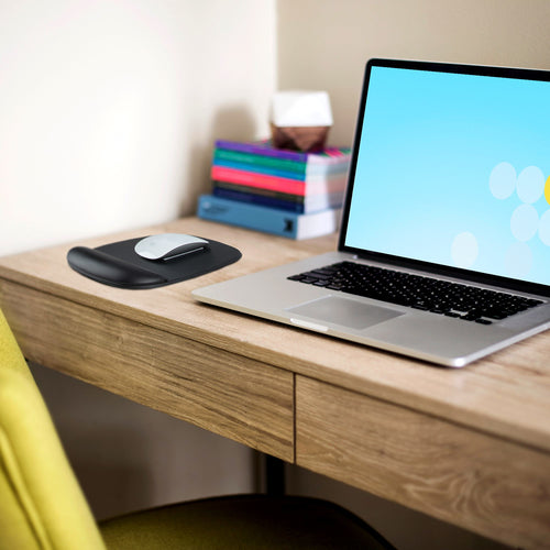 StarTech.com Ergonomisches Mauspad mit Handgelenkauflage – Schwarz – Komfortables Design